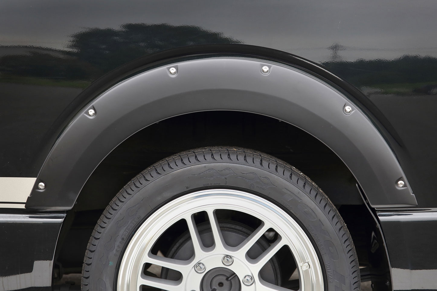 JAOS JAOS フェンダーガーニッシュ type-X ハイエース 200系 ｜ 製品